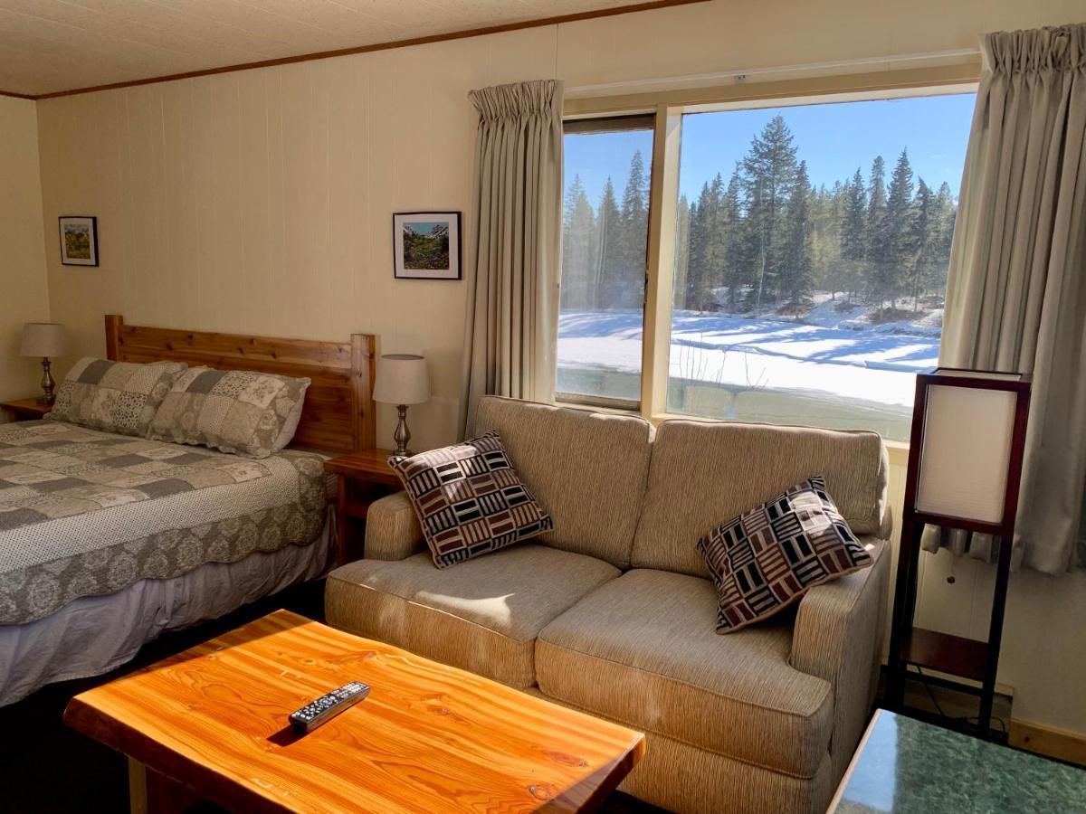 Tete Jaune Lodge Ngoại thất bức ảnh