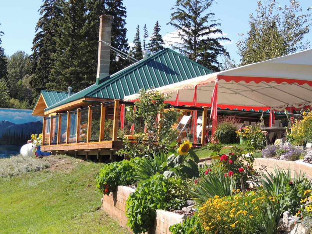 Tete Jaune Lodge Ngoại thất bức ảnh